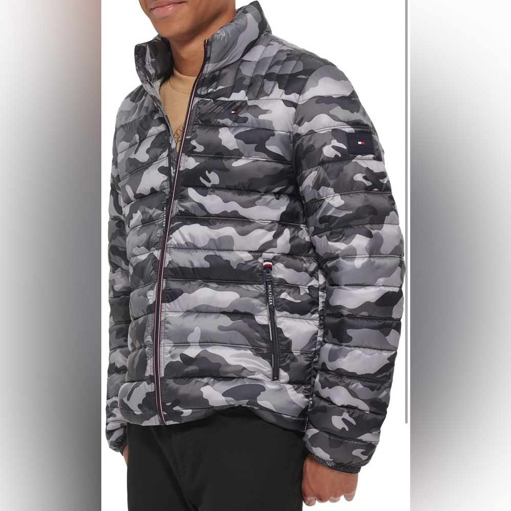 Tommy Hilfiger Men's Lightweight Packable Puffer Jacket Grey Camouflage 2XLT - Picture 5 of 12